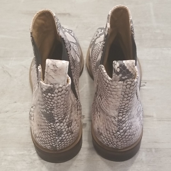 💕LUCKY BRAND💕 Jaime Snake Ankle Boots 8.5 NEW - Picture 5 of 15